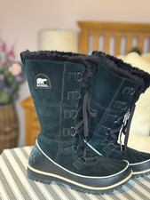 Black sorel snow for sale  SUDBURY
