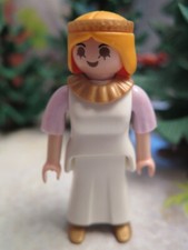 Belle princesse femme d'occasion  Viarmes