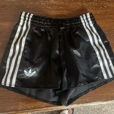 Pantaloncini adidas vintage usato  Viareggio