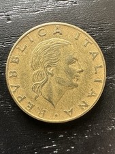 Moneta 200lire del usato  Montesilvano
