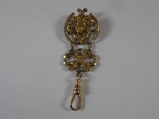 Antigo Relógio Art Nouveau Broche Fob Coração de Deusa Banhado a Ouro Feito na Alemanha, usado comprar usado Antigo Relógio Art Nouveau Broche Fob Coração de Deusa Banhado a Ouro Feito na Alemanha, usado comprar usado  Enviando para Brazil