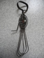 Old whisk beater d'occasion  Expédié en Belgium
