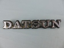 Datsun sigle monogramme d'occasion Datsun sigle monogramme d'occasion  Alsting