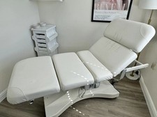Massage beauty therapist for sale  TADLEY