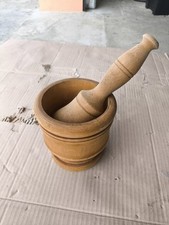 Mortaio con pestello usato  Villanova Solaro