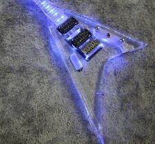 Chitarra elettrica acrilica usato  Spedire a Italy