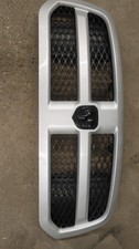 Usado, Grelha de prata Ram 1500 fabricante de equipamento original Mopar 2013-2019 comprar usado Usado, Grelha de prata Ram 1500 fabricante de equipamento original Mopar 2013-2019 comprar usado  Enviando para Brazil