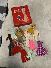 Barbie 1966 com lote de roupas feito sob medida pacote com estojo, usado comprar usado  Enviando para Brazil