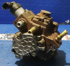Pompa iniezione peugeot usato  Paterno