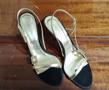 Bellissimo sandalo donna usato  Urbisaglia