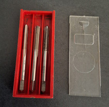 Coffret tarauds 100 d'occasion  Loon-Plage