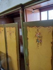 Armadio laccato veneziano usato  Italia