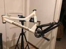 Commencal supreme team usato  Spedire a Italy
