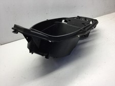 Carena vano sottosella usato Carena vano sottosella usato  Viareggio