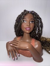 Barbie Preta Color&Style Deluxe Encaracolado Estilo Afro Cabeça/Mãos Cabelo/Unhas HTF comprar usado  Enviando para Brazil
