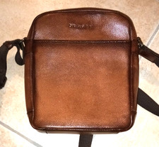 Bugatti umhängetasche echt gebraucht kaufen Bugatti umhängetasche echt gebraucht kaufen  Oberursel (Taunus)