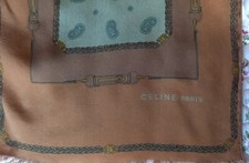 Foulard écharpe céline d'occasion  Cambremer
