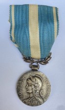 Medaille militaire francaise d'occasion  Clermont-Ferrand-