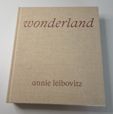 Usado, País das Maravilhas Annie Leibovitz Fotografia Modelagem Arte Mesa de Café Livro HB comprar usado Usado, País das Maravilhas Annie Leibovitz Fotografia Modelagem Arte Mesa de Café Livro HB comprar usado  Enviando para Brazil