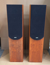 Coppia altoparlanti stereo usato  Spedire a Italy