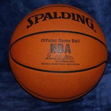 Bola de jogo oficial da NBA Spalding David Stern Team emitida Milwaukee Bucks com estojo, usado comprar usado  Enviando para Brazil