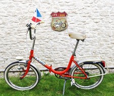Vélo orange pliant d'occasion  Boissy-Saint-Léger