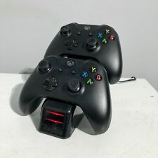 Controle Xbox 1 preto (2x) + sistema energizador bateria carregamento duplo comprar usado  Enviando para Brazil