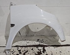 Parafango anteriore destro usato  Italia