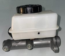 Cilindro mestre de freio - 25-01215 / 58510-24001 -Para Hyundai Elantra e Excel 90-95 comprar usado  Enviando para Brazil
