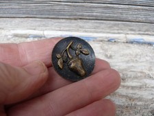 Bouton ancien metal d'occasion  Saint-Jean-de-Liversay