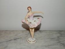 Ancienne sculpture porcelaine d'occasion  Vic-sur-Aisne