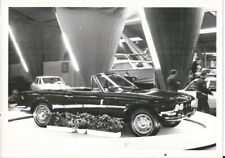 Usado, FOTOGRAFIA P/B PEUGEOT 504 CONVERSÍVEL NO SHOW DO MOTOR 1970 comprar usado  Enviando para Brazil