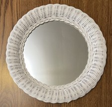 White wicker framed for sale  Champaign