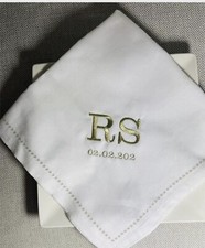 Table napkin gold for sale  CRAWLEY