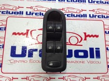 Pulsantiera anteriore sinistra usato Pulsantiera anteriore sinistra usato  Italia