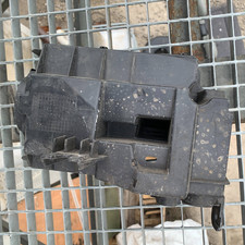 Renault Trafic III (X82) 2015 Diesel Przednia skrzynka bezpieczników Zestaw 243503708R CHA16993 na sprzedaż Renault Trafic III (X82) 2015 Diesel Przednia skrzynka bezpieczników Zestaw 243503708R CHA16993 na sprzedaż  PL