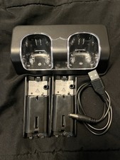 Estação de carregamento remoto Nintendo Wii dock com 2 baterias testadas comprar usado Estação de carregamento remoto Nintendo Wii dock com 2 baterias testadas comprar usado  Enviando para Brazil