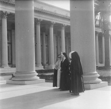 Rome 1950 religieuses d'occasion  Ballon