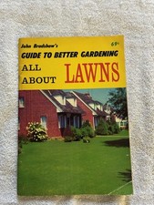 ALL ABOUT LAWNS; John Bradshaw's Guide to Better Gardening; 1960's, usado comprar usado  Enviando para Brazil