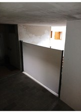 Tenda verticale riavvogibile usato  Strembo