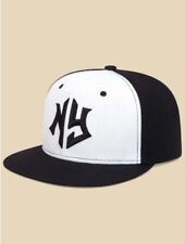 Cappello regolabile unisex usato  Villanova di Camposampiero