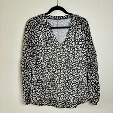 Floral print blouse for sale  West Chester
