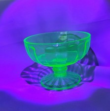Vintage uranium dish for sale  Middletown