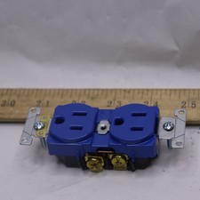 Usado, Receptáculo duplex Leviton lâmina reta auto-aterramento azul 125V 15A 5252-BU comprar usado  Enviando para Brazil
