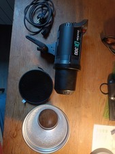 Flash studio godox d'occasion Flash studio godox d'occasion  Laguenne