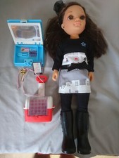 Beautiful collectible doll d'occasion  Expédié en Belgium