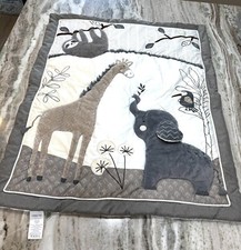 Edredom colcha bebê animais da selva cinza/branco/taupe 35” X 44” comprar usado  Enviando para Brazil