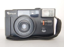 Fotocamera compatta fuji usato  Osimo