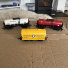 Hornby railway carriages for sale  LEVEN