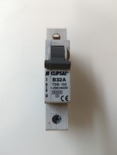 Clipsal amp curve for sale  BLACKBURN